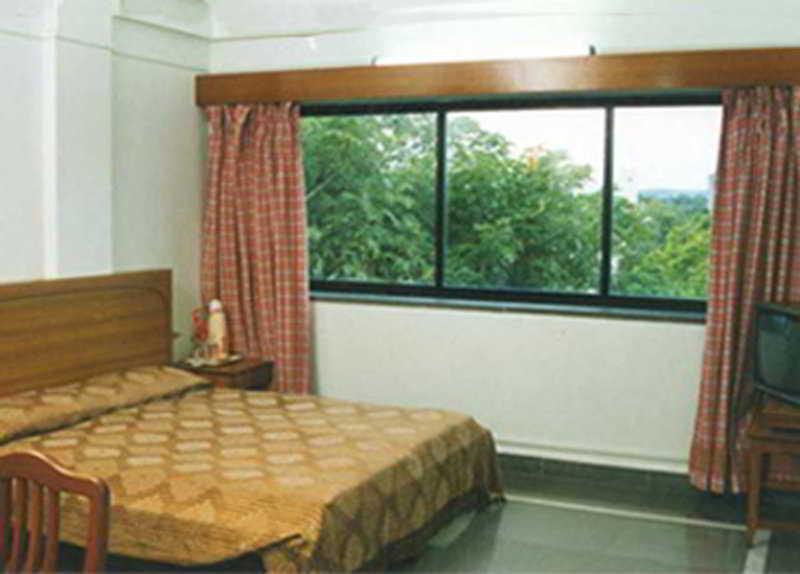 Hotel Meru Pune Exterior foto